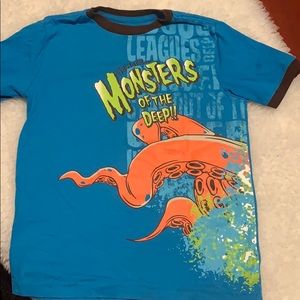 Basic Editions Boys T-shirt | Size 8 |